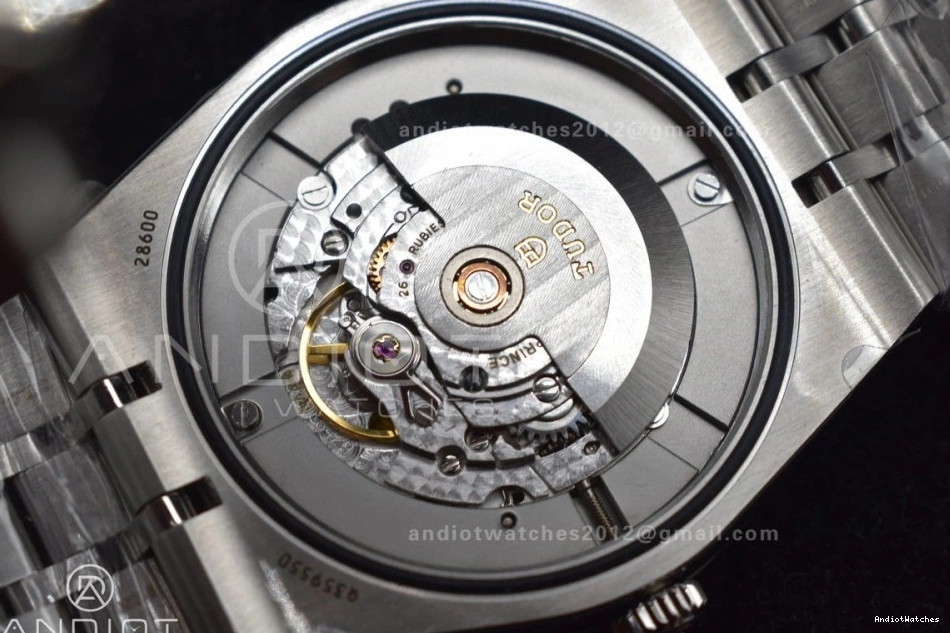 Edition A V7F Dial Best Blue on Tudor Strap GoAnywhere 1:1 Royal SS 1195 0430